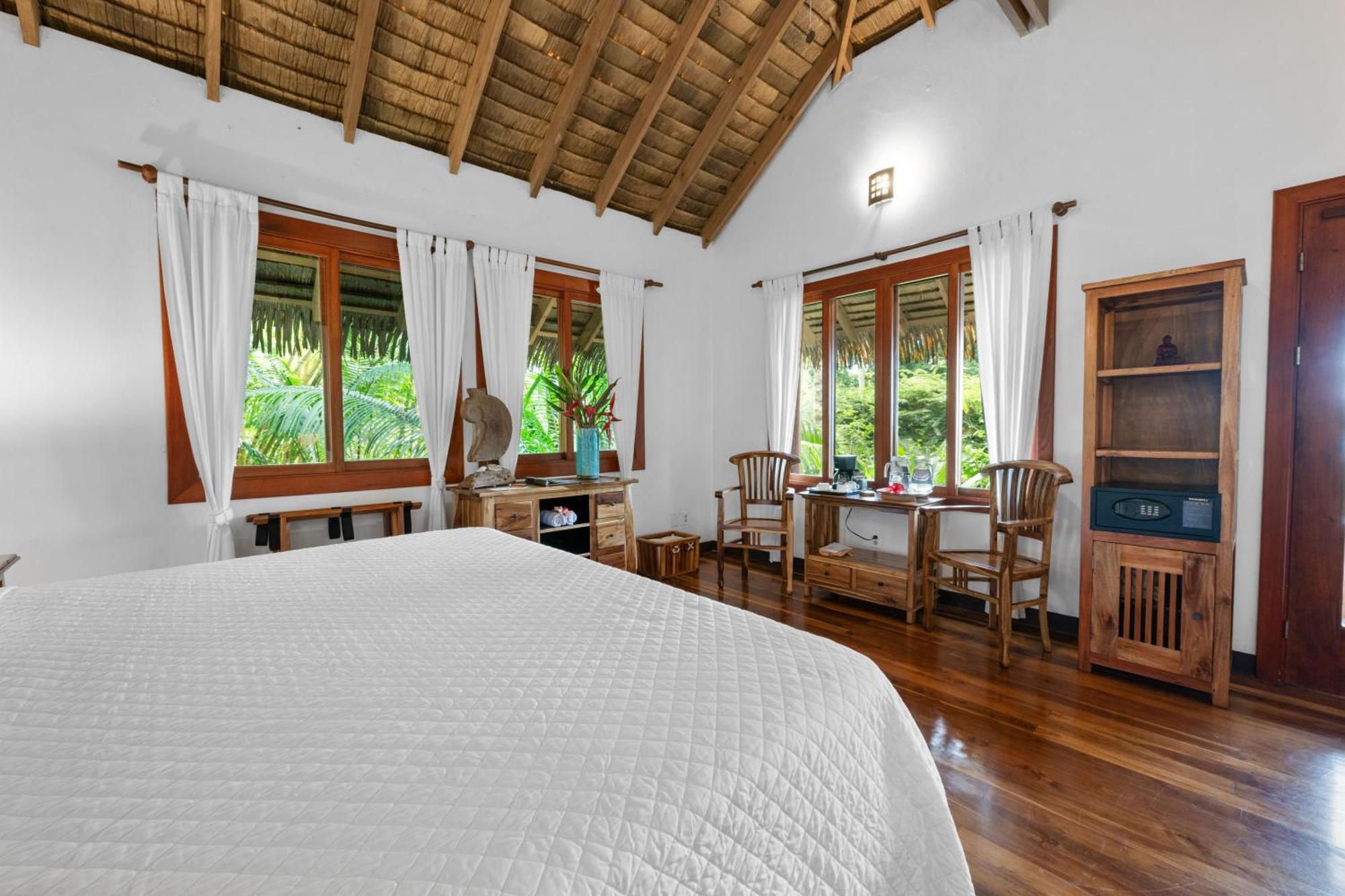 Copa De Arbol Beach & Rainforest Resort Drake Bay Exterior photo