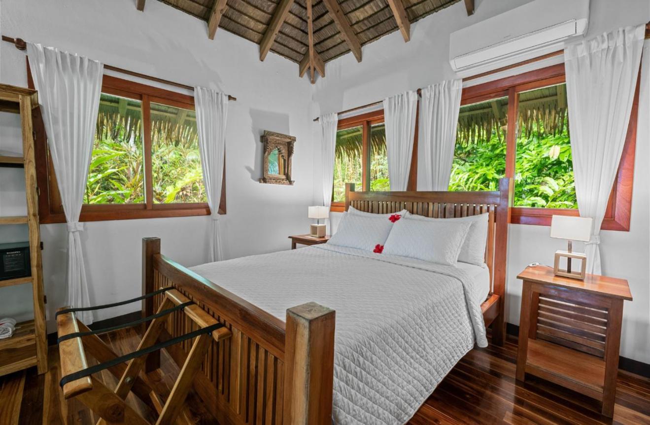 Copa De Arbol Beach & Rainforest Resort Drake Bay Exterior photo